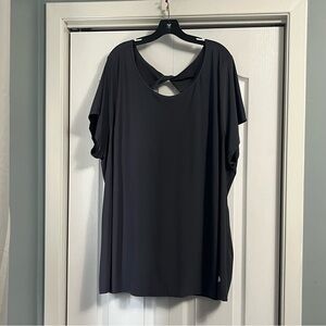 TORRID Active stretchy t-shirt with back cut out size 5X grey short sleeve